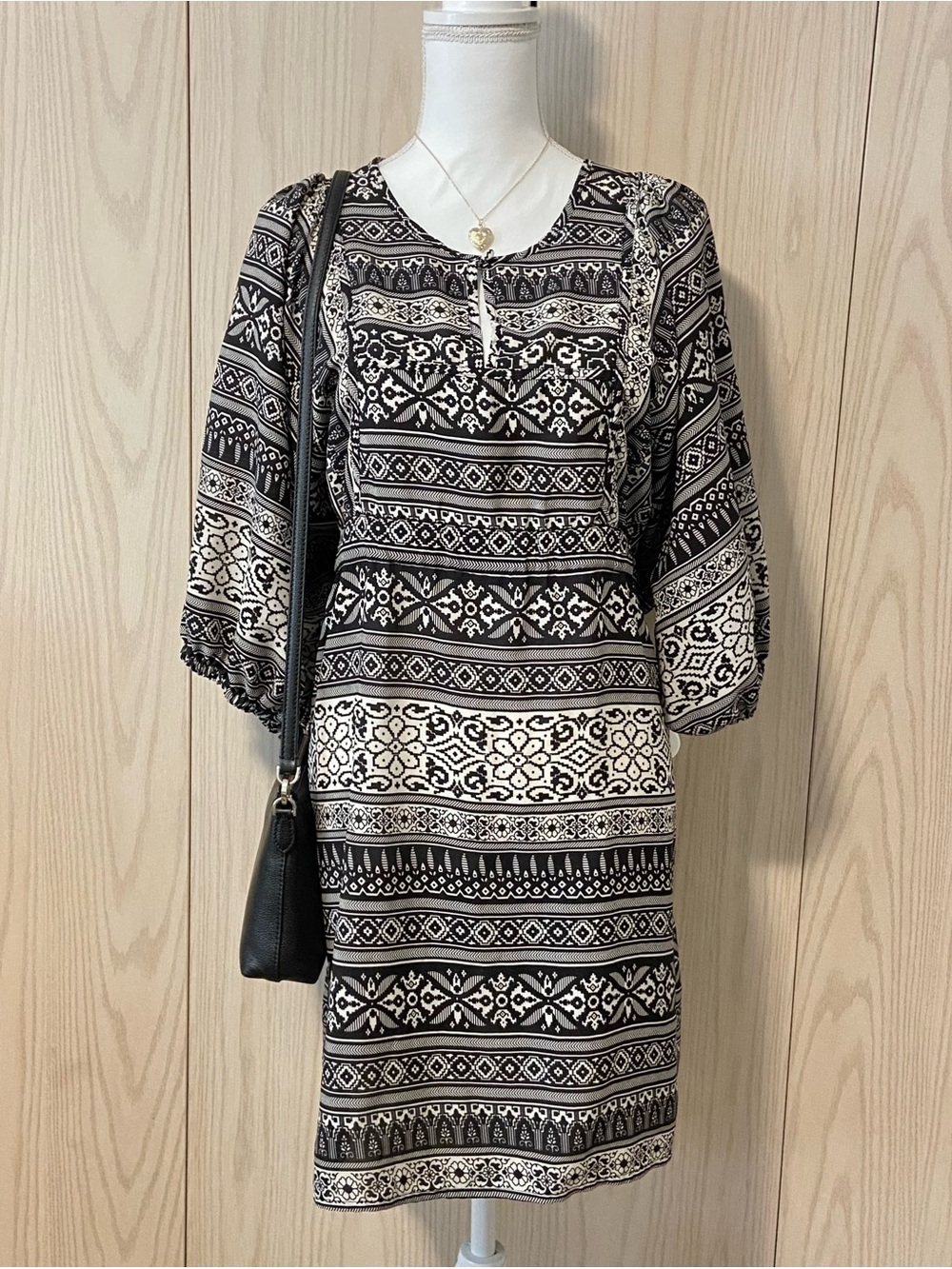 H&M Midi Dress Women’s 10 Puff Sleeve Boho Western Cowgirl Cream + Black Pattern